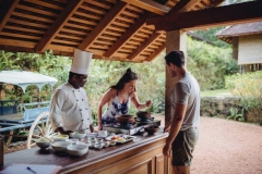 cooking class at Living Herutage Kolanda learn how to cook sri lankan cuisine